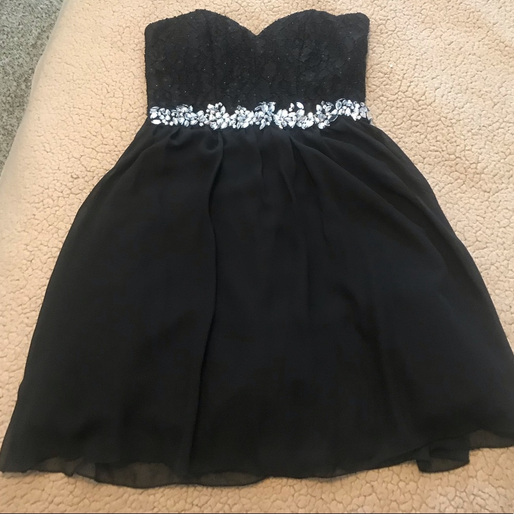 Short homecoming or banquet dress